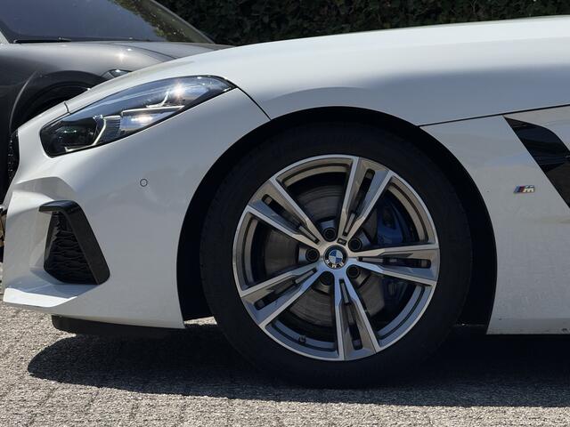 BMW Z4 Roadster sDrive30i | M-Sport | Camera | Stuur + stoelverw. | HiFi | Elek. stoelverst.