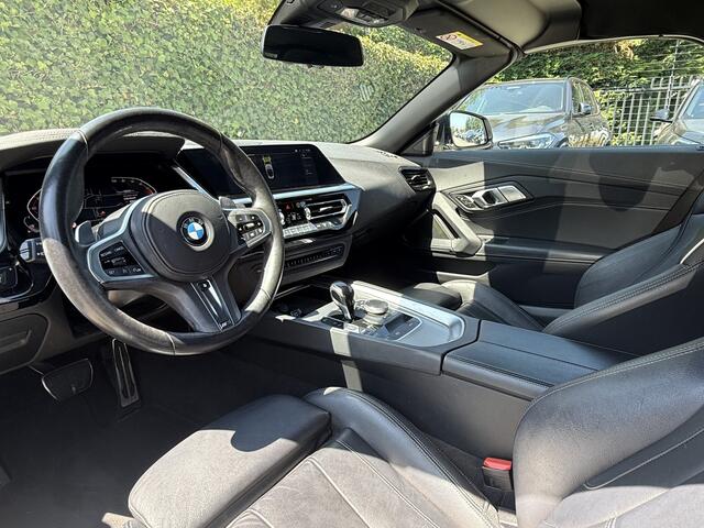 BMW Z4 Roadster sDrive30i | M-Sport | Camera | Stuur + stoelverw. | HiFi | Elek. stoelverst.