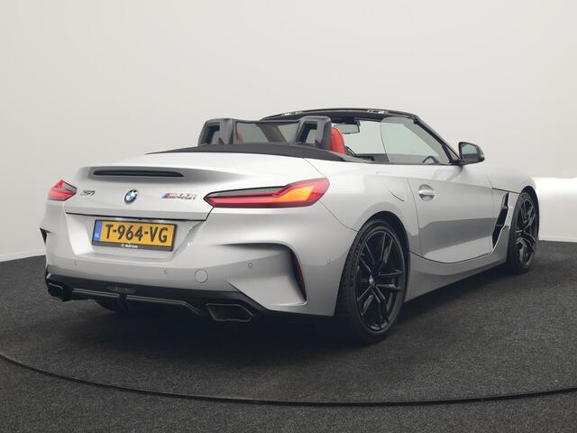 BMW Z4 Roadster M40i M Sport 340pk Dealer O.H. | Adaptive Cruise | Camera | Harman / Kardon | Lederen Sportstoelen Memory & Verwarmd | Adaptief Onderstel | Sfeerverlichting | Stuur Verwarmd | 19"L.M | Apple Carplay | Virtual | Navigatie |