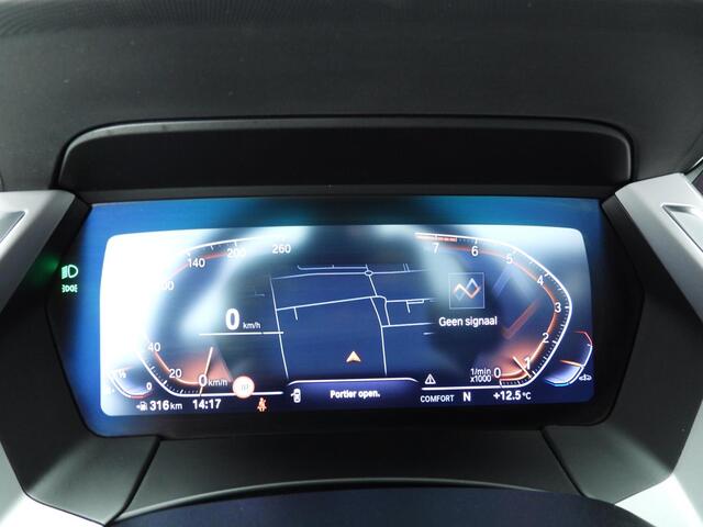 BMW Z4 Roadster sDrive20i | Handgeschakeld !! | LED | Leder | Navigatie | Windscherm | Stoelverwarming | DAB | Hifi speakers | Alu 18 inch