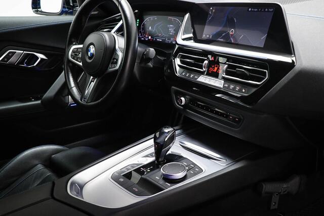 BMW Z4 Roadster sDrive20i High Executive Edition | M SPORT PLUS / AUDIO MEDIA- PACK | HEAD UP | STUURVERWAMRING | CAMERA | 19"