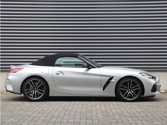 BMW Z4 Roadster sDrive30i | High Executive | M Sportpakket | Head-Up | Adaptive Cruise Control | M Sportdifferentieel | Harman Kardon | Elektr. Stoelen | Comfort Access | 19'' LMV