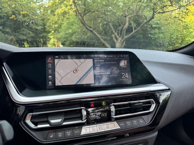 BMW Z4 Roadster sDrive20i, Stuurwielv., Camera