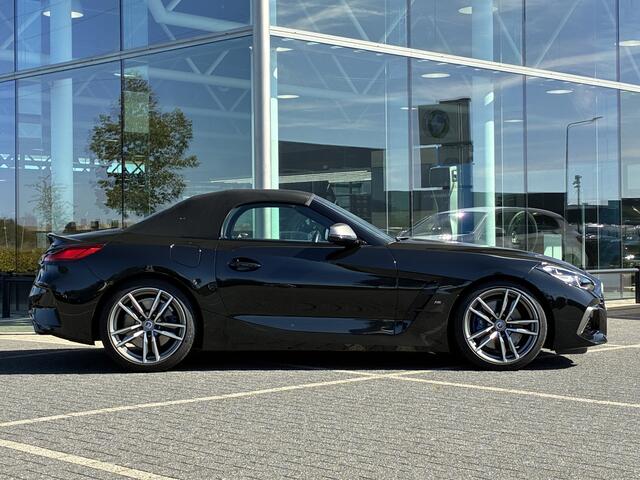 BMW Z4 Roadster M40i Automaat / M Sportstoelen / Adaptieve LED / Comfort Access / M Adaptief onderstel / Active Cruise Control / Head-Up / Stuurverwarming