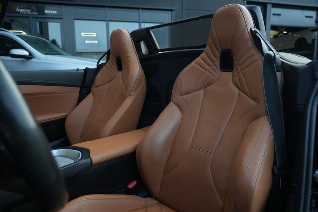 BMW Z4 Roadster sDrive20i Sportline High Executive | 198PK | Stoelverwarming | HUD | Stuurverwarming | HarmanKardon | BMW Z4 Roadster sDrive20i Sportline High Executive 198 PK met 2.0-liter viercilinder benzinemotor, lederen Vernasca bekleding, Head-up display, full-map navigatie, Apple CarPlay/Android Auto,