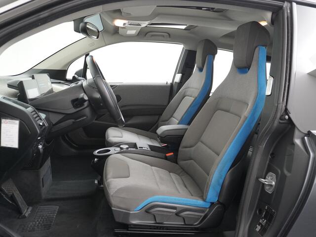 BMW i3 iPerformance 94Ah 33kWh Warmtepomp Panodak Stoelverwarming Navi Regensensor DAB Cruise Control Keyless Led Lmv 19" Comfort Pack Advance