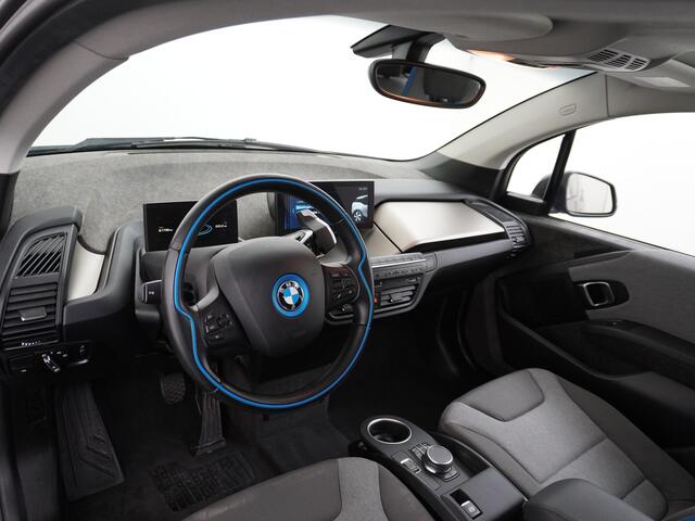 BMW i3 iPerformance 94Ah 33kWh Warmtepomp Panodak Stoelverwarming Navi Regensensor DAB Cruise Control Keyless Led Lmv 19" Comfort Pack Advance