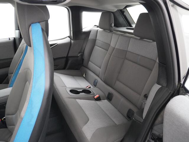 BMW i3 iPerformance 94Ah 33kWh Warmtepomp Panodak Stoelverwarming Navi Regensensor DAB Cruise Control Keyless Led Lmv 19" Comfort Pack Advance