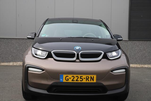 BMW i3 Executive 120Ah 42 kWh/Lodge/S-dak/Adaptive/W-pomp/Camera/3-Fase/20"