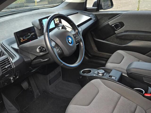 BMW i3 S 120AH 42KWH I NAVI PROFF I WARMTEPOMP I CLIMATE