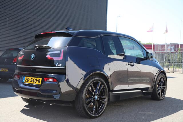 BMW i3 S 184pk Executive 120Ah 42 kWh/Sunroof/H-kardon/Leder/20"/W-pomp/3-Fase
