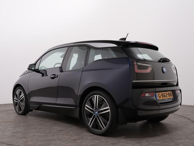 BMW i3 EXECUTIVE EDITION 120AH 42 KWH | Navi Prof | Adaptive Cruise | 20 inch | Stoelverwarming