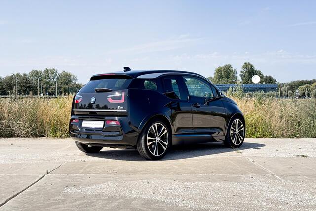 BMW i3 S Executive Edition 120Ah 42 kWh | Stoelverwarming | Achteruitrijcamera |