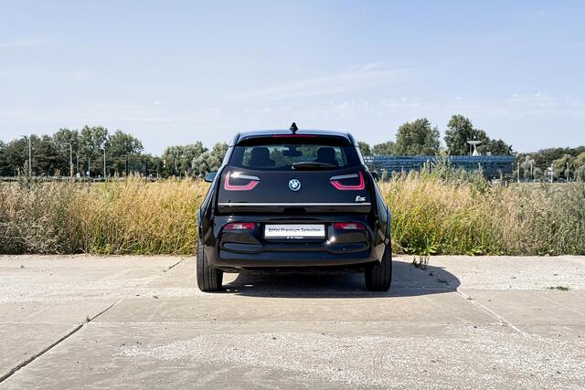 BMW i3 S Executive Edition 120Ah 42 kWh | Stoelverwarming | Achteruitrijcamera |