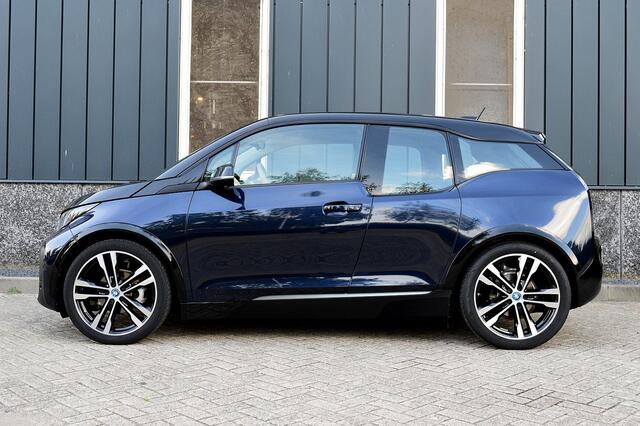 BMW i3 Basis 120Ah 42 kWh Rijklaarprijs-Garantie Warmtepomp Navigatie Led Airco