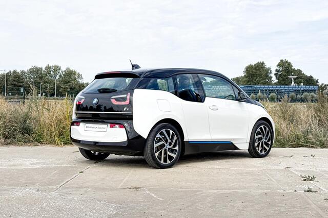 BMW i3 120Ah 42 kWh | Harman Kardon | Stoelverwarming | Achteruitrijcamera |