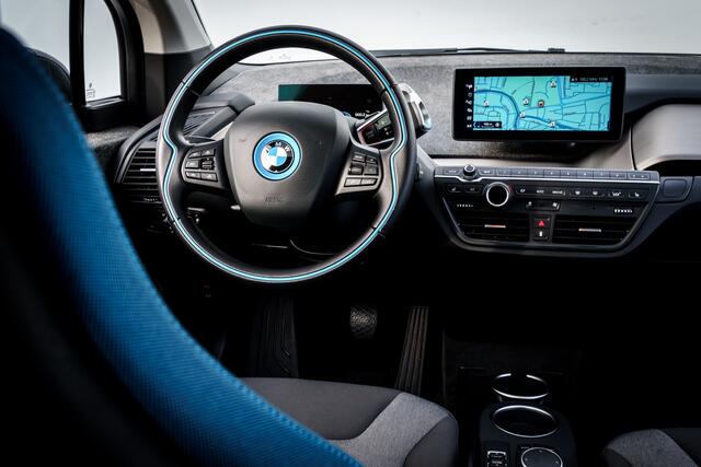 BMW i3 Business Edition Plus 120Ah 42 kWh | Panoramadak | 21.565 km | Warmtepomp | LED | Adap. Cruise | Camera