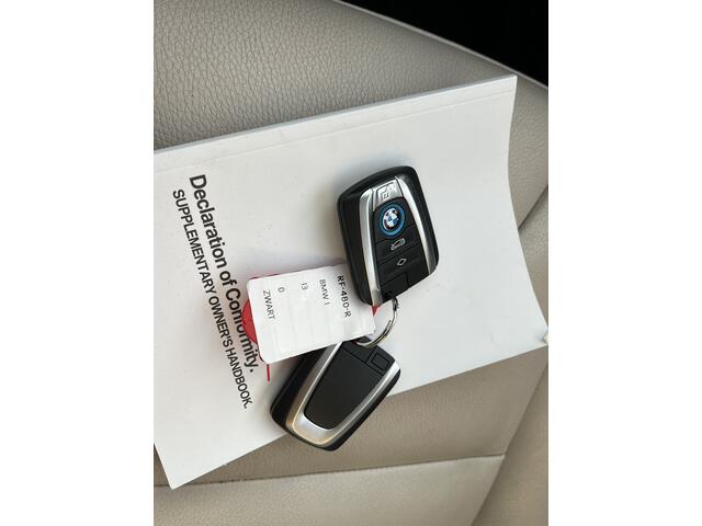 BMW i3 Basis 94Ah 33 kWh | Leer | Navigatie | Panorama dak | APK 19-11-2026 |