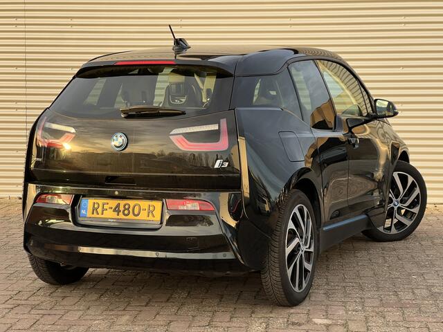 BMW i3 Basis 94Ah 33 kWh | Leer | Navigatie | Panorama dak | APK 19-11-2026 |