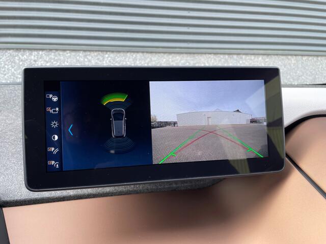 BMW i3 S 184pk Executive 120Ah 42 kWh/*Loft-Edit.*+Leder/Adaptive/sunroof/H-kardon/W-pomp