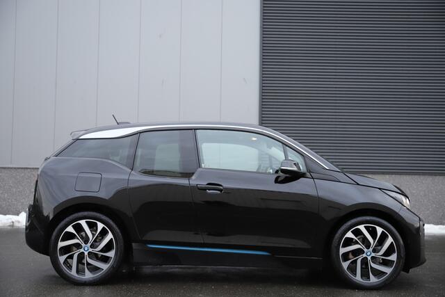 BMW i3 Executive 94Ah 33 kWh/Harman-Kardon/Warmtepomp/Navi-pro/3-fase/19"