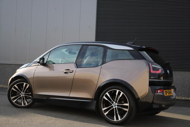 BMW i3 Executive 120Ah 42 kWh/*Lodge*+Sportpakket/Navi Pro/W-Pomp/3-fase/20"