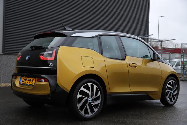 BMW i3 Executive 120Ah 42 kWh*Galvanic Gold*& Loft/Sunroof/Adaptive/W-pomp/3-fase