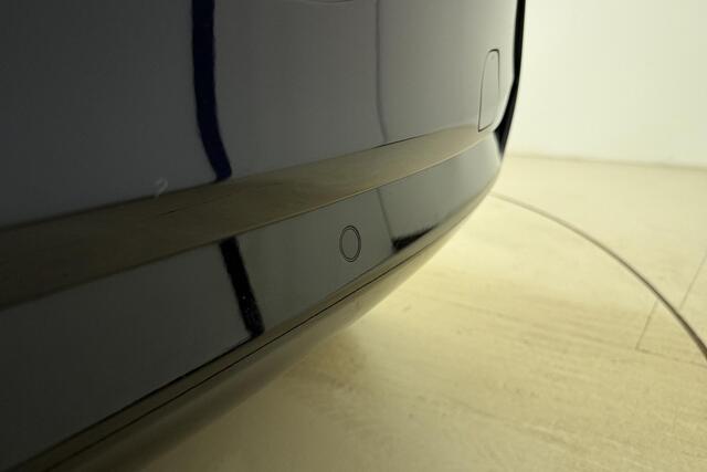 BMW i3 Executive Edition 120Ah 42 kWh 170pk | Navigatie | Parkeersensoren | Lichtmetalen Velgen 20" | Climate Control | KeyLess Start | Warmtepomp