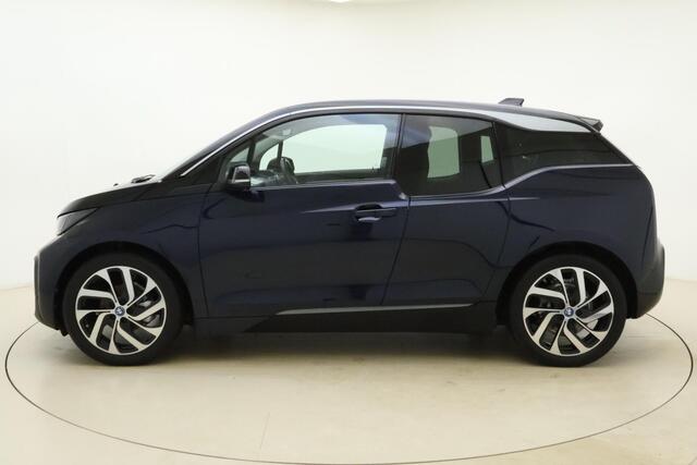 BMW i3 Executive Edition 120Ah 42 kWh 170pk | Navigatie | Parkeersensoren | Lichtmetalen Velgen 20" | Climate Control | KeyLess Start | Warmtepomp