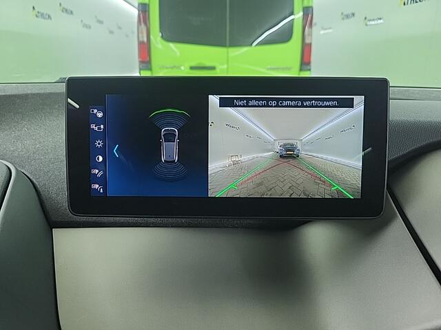 BMW i3 Executive Edition 120Ah 42 kWh | Panoramadak | Stoelverwarming | Adaptive Cruise Control | Navigatie | Keyless | Camera | Parkeersensoren | Warmtepomp | NAP | BTW