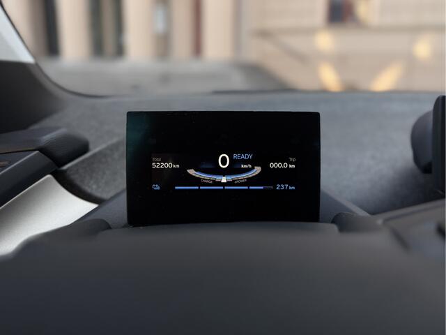 BMW i3 120Ah 42kWh Executive Edition l Warmtepomp l Camera l Navi l Cruise- en Climate Control