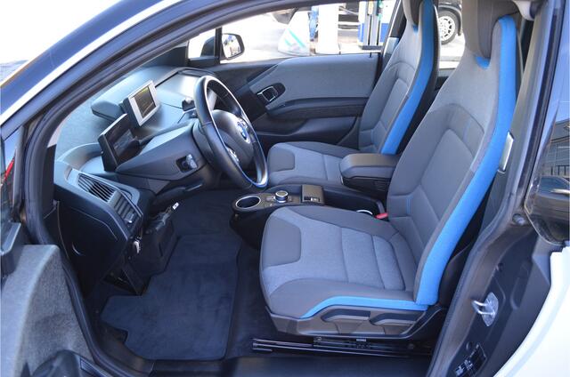 BMW i3 Basis iPerformance 94Ah 33 kWh Snellaad | Warmtepomp | Stoelverw. | Cruise Control |
