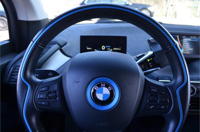 BMW i3 Basis iPerformance 94Ah 33 kWh Snellaad | Warmtepomp | Stoelverw. | Cruise Control |