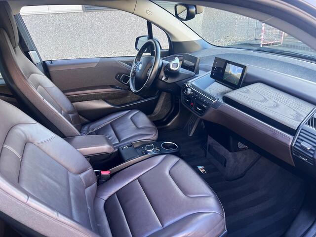 BMW i3 S Executive 184pk 120Ah 42 kWh Leder/Carplay/W-pomp/3-Fase