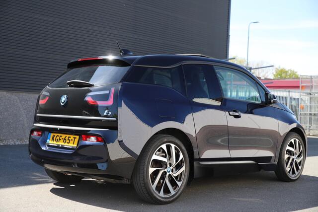 BMW i3 Executive 120ah 42 kWh/Sunroof/Adaptive/Leder/W-pomp/Camera/3-fase