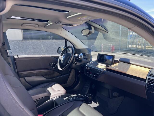 BMW i3 Executive 120ah 42 kWh/Sunroof/Adaptive/Leder/W-pomp/Camera/3-fase