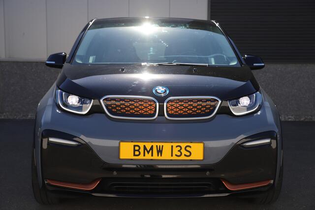 BMW i3 S 184pk*Unique Forever*120Ah/42 kWh/Sunroof/2xAdaptive/Leder/W-pomp/3-fase/20"