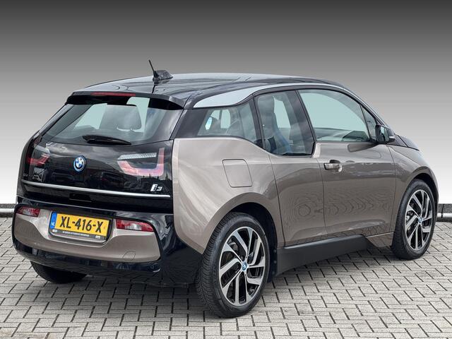 BMW i3 Basis 120Ah 42 kWh PARKEERSENSOREN | STOELVERWARMING