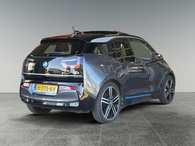 BMW i3 Executive Ed. 120Ah 42 kWh | 98% SOH | SCHUIF/KANTELDAK | ADAPT. CRUISE | CAMERA | CLIMATE | HALF/LEDER | NAVI |