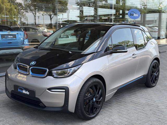 BMW i3 Executive 120Ah 42 kWh | Adaptive CC | LED | Navi | Weinig km | SOH 92% | Accu garantie tot 03.2030 | Interesse, Proefrit? Bel of app met: 06-24282842 / 06-42130156