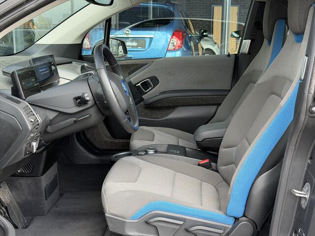 BMW i3 Executive 120Ah 42 kWh | Adaptive CC | LED | Navi | Weinig km | SOH 92% | Accu garantie tot 03.2030 | Interesse, Proefrit? Bel of app met: 06-24282842 / 06-42130156