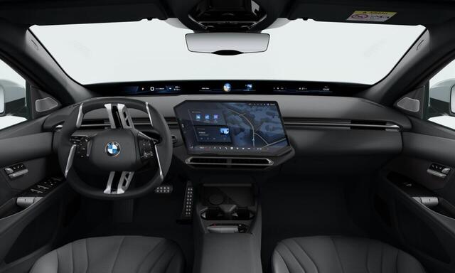 BMW i3 50 xDrive M Sport / Panoramadak / Trekhaak / 3D Head-Up / M Multifunctionele stoelen / Parking Assistant Plus / Stuurverwarming