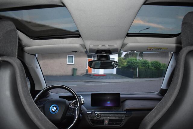 BMW i3 S 120Ah 42 kWh 45000km 2022 dealer onderhouden 1 jaar garantie Harman Kardon