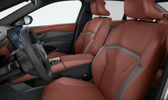 BMW i3 50 xDrive | First Edition | M Sportpakket | Verlichte Iconic Glow Grille | Harman Kardon | Trekhaak | Panoramadak