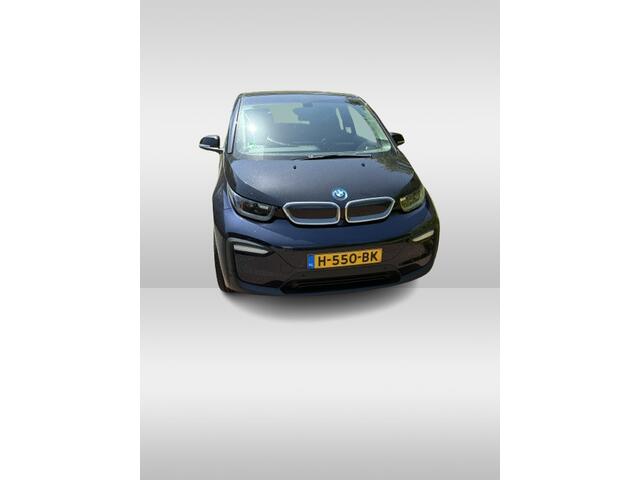 BMW i3 Executive Edition 120Ah 42 kWh / SoH 87,8% / Camera / Navigatie / 20'' / LED / Warmtepomp / Stoelverwarming / DAB / Cruise Control