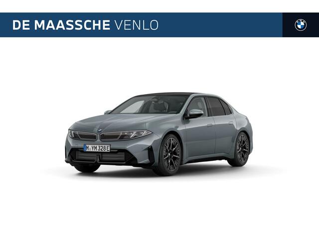 BMW i3 50 xDrive M Sport / Trekhaak / Panoramadak / 3D Head-Up / Harman Kardon / Stoelverwarming / Adaptieve LED / Parking Assistant Plus
