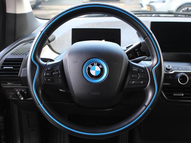 BMW i3 Basis 94Ah 33 kWh | STOELVERWARMING | NAVIGATIE | ACHTERUITRIJCAMERA |