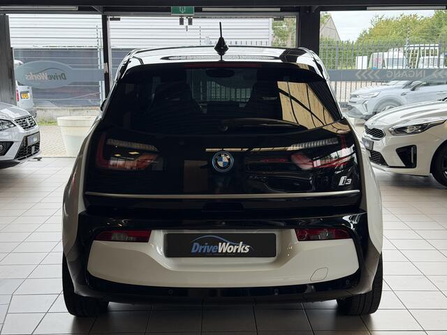 BMW i3 Executive Edition 120Ah 42 kWh | Leer | Carplay | Camera | SOH Interesse, Proefrit? Bel of app met: 06-24 28 28 42/ 06-42130156