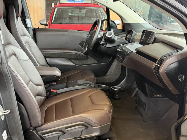 BMW i3 Executive Edition 120Ah 42 kWh | Leer | Carplay | Camera | SOH Interesse, Proefrit? Bel of app met: 06-24 28 28 42/ 06-42130156