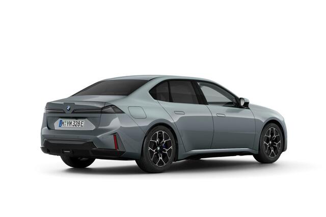 BMW i3 Sedan 50 xDrive First Edition | M Sportpakket | Innovation Pack